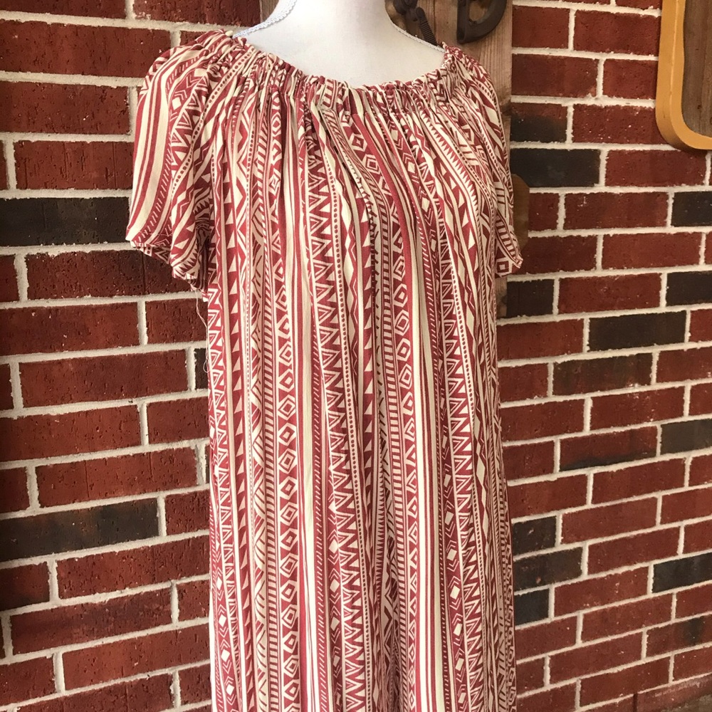Rust & Cream Color Patterned Jumpsuit - Picture 2 of 3